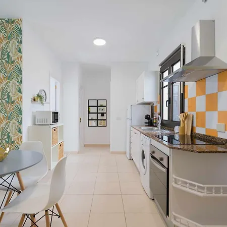 Mahostly Comillas Pa