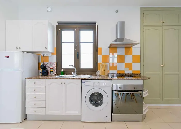 Mahostly Comillas Pa * Arrecife (Lanzarote)