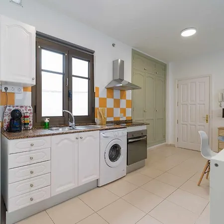 Апартаменты Mahostly Comillas Pa